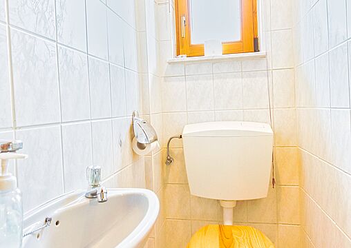 WC - Erdgeschoss WC - Erdgeschoss