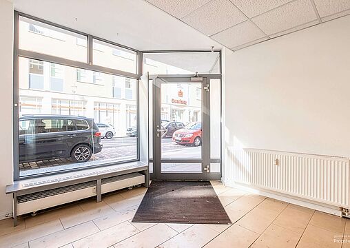 Eingangsbereich - Gewerbe Eingangsbereich - Gewerbe