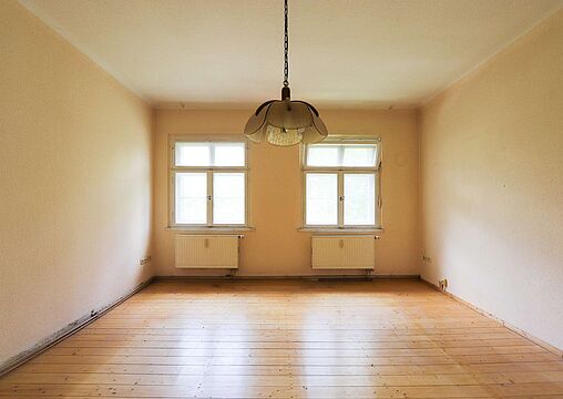 Zimmer 1 - Obergeschoss Zimmer 1 - Obergeschoss