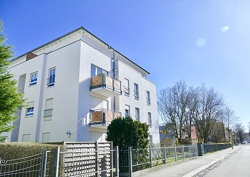 +++ Sofort bezugsfrei! - moderne 2-Raum-Wohnung mit Balkon in beliebter Lage +++