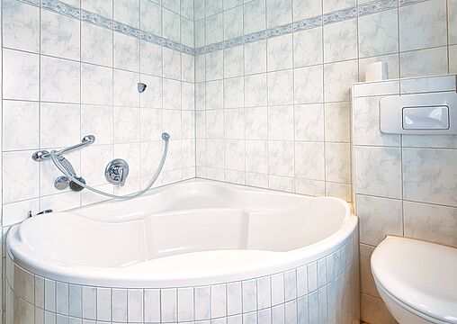 Badezimmer - Obergeschoss Badezimmer - Obergeschoss