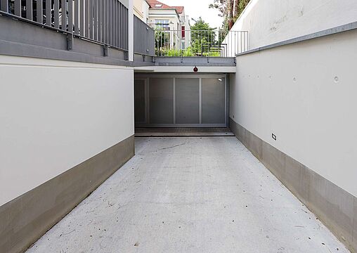 Tiefgaragenzufahrt