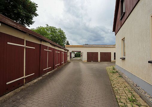 Zufahrt Zufahrt
